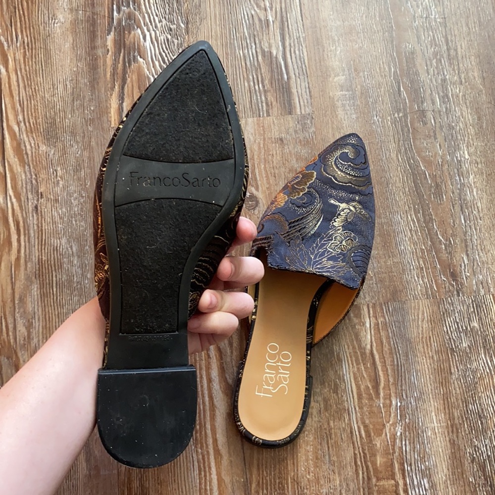 Franco Sarto Black Gold Floral Pointed Toe Slip On Mules Flats - Picture 4 of 5